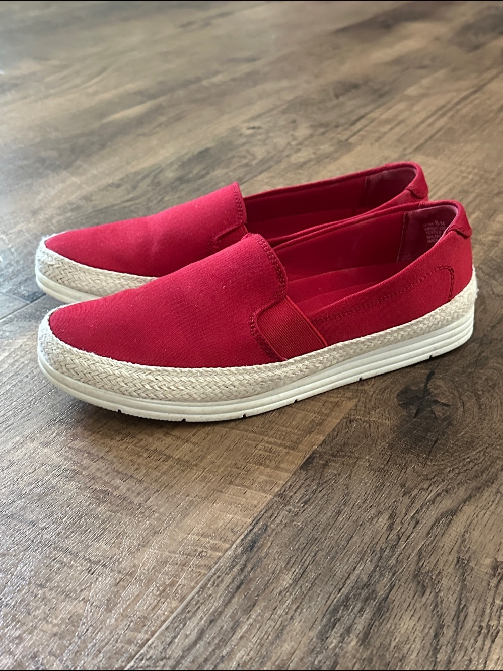 Kim Rogers Leah Red Memory Foam Comfort Espadrille Sneakers Women Size 8M EUC